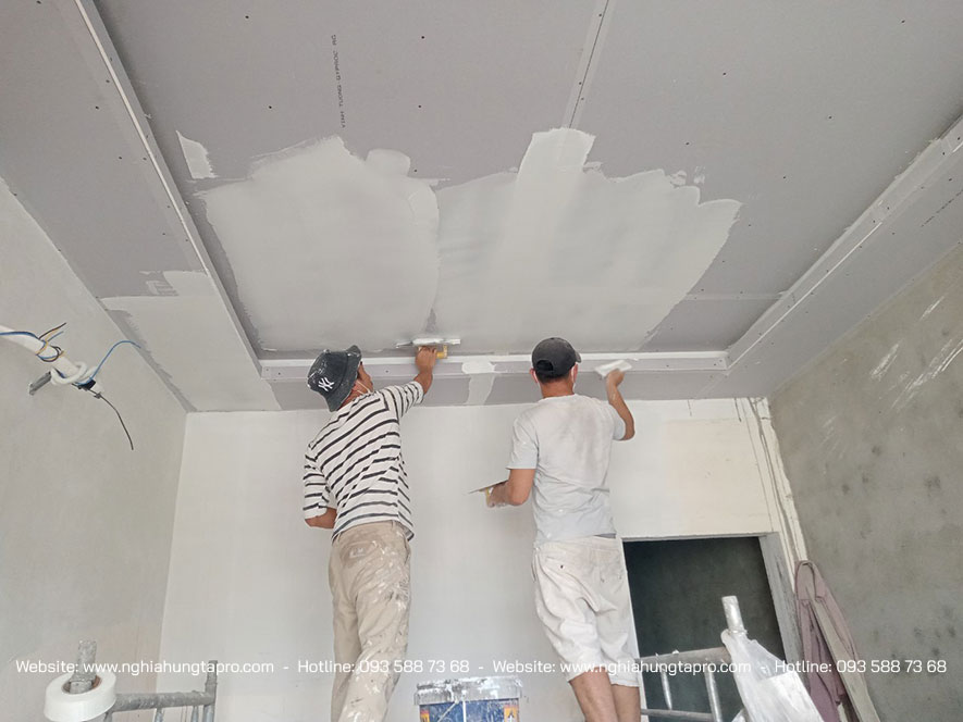 Thi công sơn nước cho công trình nhà ở của khách hàng tại Cẩm Lệ